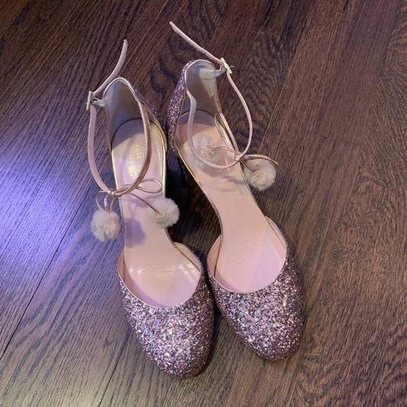 Kate Spade Abigail Rose Gold Glitter/ Nappa pumps w/faux-fur pom-pom sz 10 $328 - Picture 5 of 8